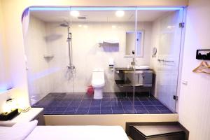 Phòng Đôi Bình dân không có Cửa sổ (Budget Double Room without Window)