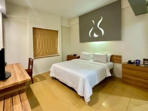 Giường Lớn Cao Cấp (King Superior)