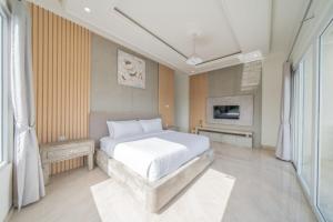 Phòng Có Giường Cỡ King Với Ban Công (King Room with Balcony)