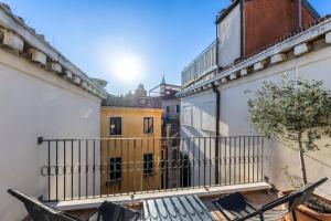 Double Room with Terrace and Canal View room in Hotel Casa Verardo Residenza d'Epoca