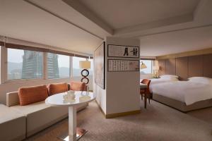 2 Twin Beds 101 View Club Access Premium Studio