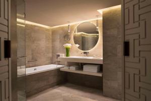 2 Twin Beds Premium Studio