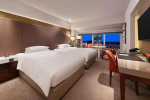 2 Twin Beds 101 View