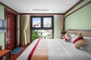 Phòng Đôi Cao Cấp (Superior Double Room)