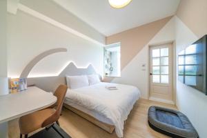 Phòng Đôi Loại Sang (Deluxe Double Room)