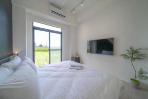 Phòng Giường Đôi Nhìn Ra Vườn (Double Room with Garden View)