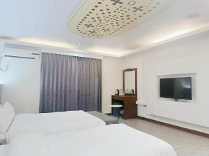 Phòng 4 Người Có Bồn Tắm (Quadruple Room with Bath)