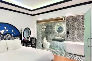Phòng Deluxe Giường Đôi Có Bồn Tắm (Deluxe Double Room with Bath)