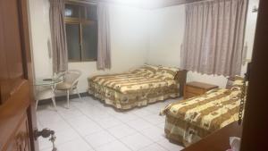 Phòng 4 người Nhìn ra cảnh Núi non (Quadruple Room with Mountain View)