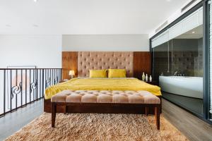 Căn Hộ Penthouse Deluxe Nhìn Ra Thành Phố (Deluxe Penthouse Apartment with City View)