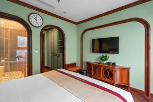 Phòng Deluxe Giường Đôi Có Bồn Tắm (Deluxe Double Room with Bath)