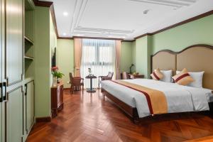 Suite Nhìn Ra Thành Phố (Suite with City View)