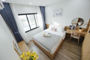 Suite Căn hộ 3 Phòng ngủ (Three-Bedroom Apartment Suite)