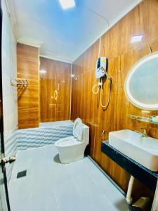 Phòng Đôi Loại Sang (Deluxe Double Room)