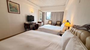 Phòng Gia Đình Loại Sang (Deluxe Family Room)