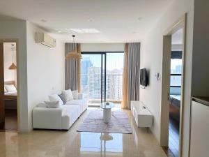 Căn Hộ 2 Phòng Ngủ Có Ban Công (Two-Bedroom Apartment with Balcony)