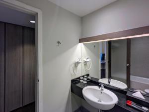 Phòng Đôi Loại Sang (Deluxe Double Room)