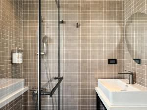 Phòng Đôi Cao Cấp (Superior Double Room)