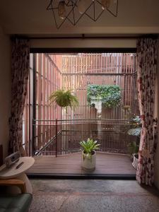 Phòng Giường Đôi Nhìn Ra Vườn (Double Room with Garden View)