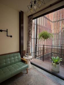 Phòng Giường Đôi Nhìn Ra Vườn (Double Room with Garden View)
