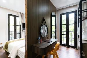 Phòng Có Giường Cỡ King Với Ban Công (King Room with Balcony)