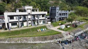 Phòng 4 người Nhìn ra cảnh Núi non (Quadruple Room with Mountain View)
