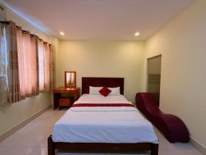 Phòng Tiêu Chuẩn Giường Lớn (Standard King Room)