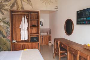 Phòng Tiêu Chuẩn Giường Đôi (Standard Double Room)