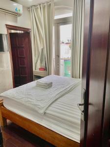 Phòng Deluxe Giường Đôi Có Ban Công (Deluxe Double Room with Balcony)