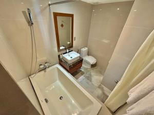 Suite Junior Nhìn ra Biển - 1 Phòng ngủ (Junior Suite with Sea View - One Bedroom)