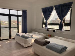 Phòng Cổ Điển Cho 4 Người (Classic Quadruple Room)