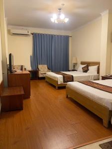 Phòng Gia Đình Có Ban Công (Family Balcony Room)