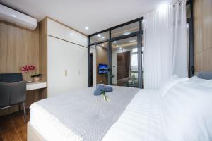 Studio Deluxe (Deluxe Studio)