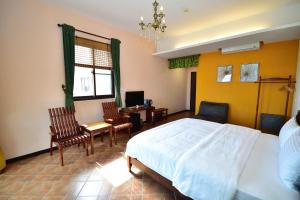 Phòng Deluxe Giường Đôi Với Ban Công và Tầm Nhìn Ra Biển (Deluxe Double Room with Balcony and Sea View)