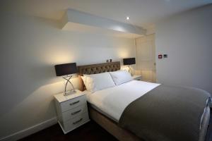 Two-Bedroom Apartment room in Bloomsbury Residences