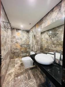 Studio Apartment with Queen Bed