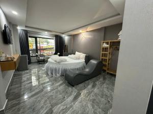 Phòng Deluxe Có Giường Cỡ King (Deluxe King Room)