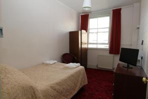 Double or Twin Room room in Ridgemount Hotel