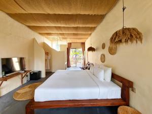 Phòng Giường Đôi Có Bồn Tắm Spa (Double Room with Spa Bath)