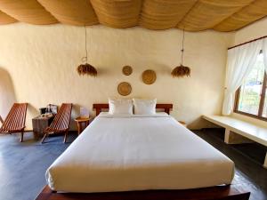 Phòng Giường Đôi Có Bồn Tắm Spa (Double Room with Spa Bath)