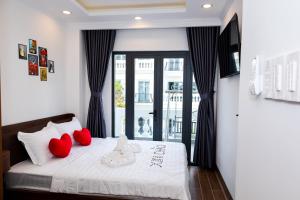 Phòng Đôi Loại Sang (Deluxe Double Room)