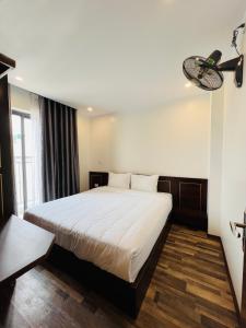 Studio Deluxe Có Giường Cỡ King (Deluxe King Studio)