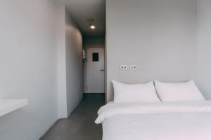 Phòng Giường Đôi Nhỏ (Small Double Room)