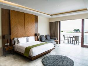 Suite Hướng Biển ( Ocean View Suite)