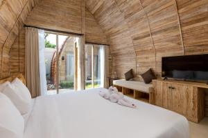 Phòng Đôi Loại Sang (Deluxe Double Room)
