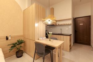 Phòng Tiêu Chuẩn Giường Đôi/2 Giường Đơn (Standard Double or Twin Room)