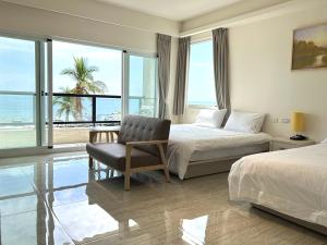 Phòng Deluxe 4 Người Nhìn Ra Biển (Deluxe Quadruple Room with Sea View)