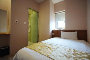 Phòng Đơn Có Vòi Sen (Single Room with Shower)