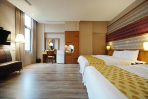 Phòng Premium 4 Người (Premium Quadruple Room)