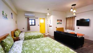 Phòng 4 Người Có Bồn Tắm (Quadruple Room with Bath)